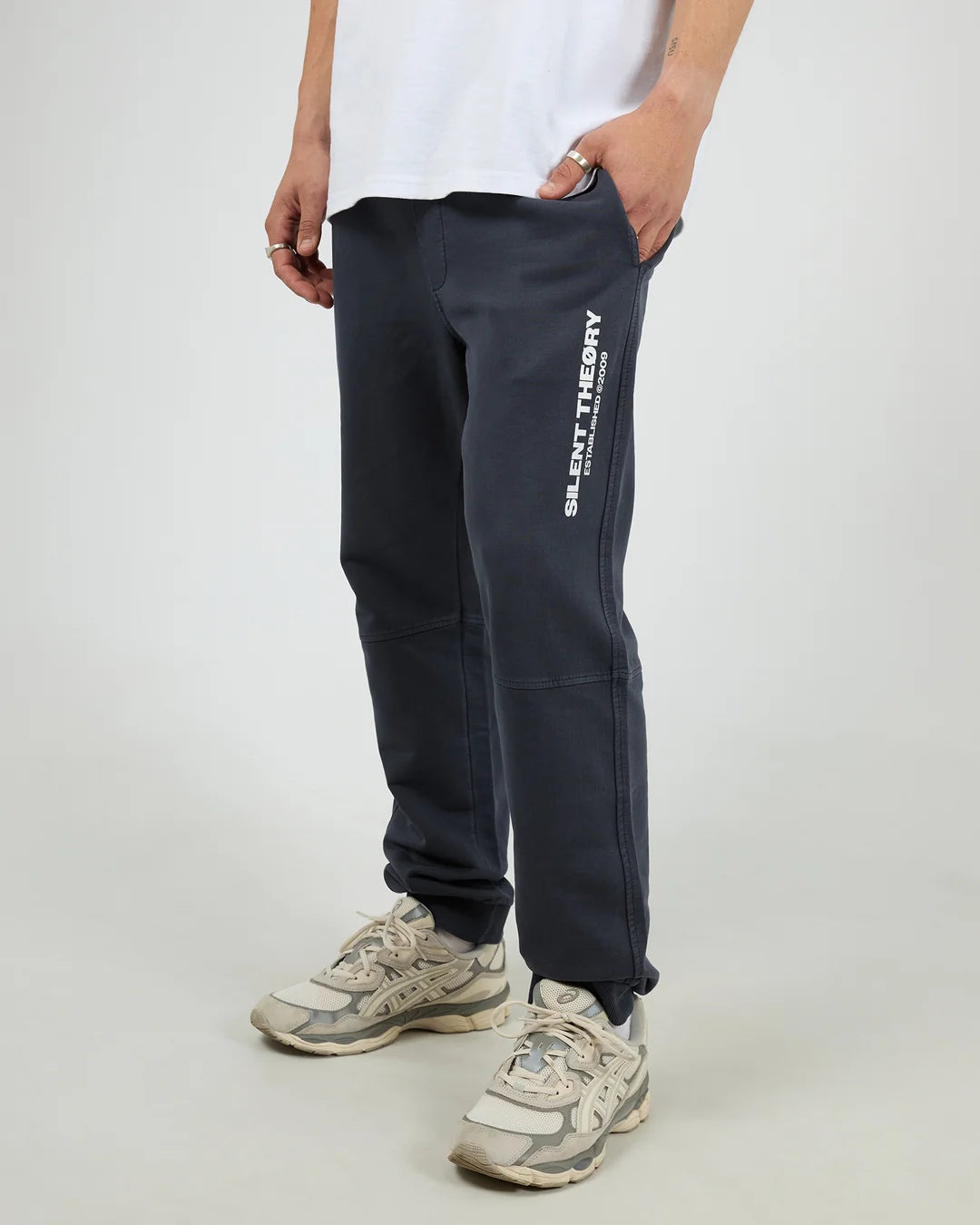ESSENTIAL THEORY TRACKPANTS V2